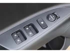 Kia Stonic (2025) thumbnail 50