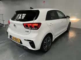 Kia Rio (2019) thumbnail 28