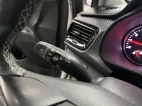 Kia Rio (2019) thumbnail 9