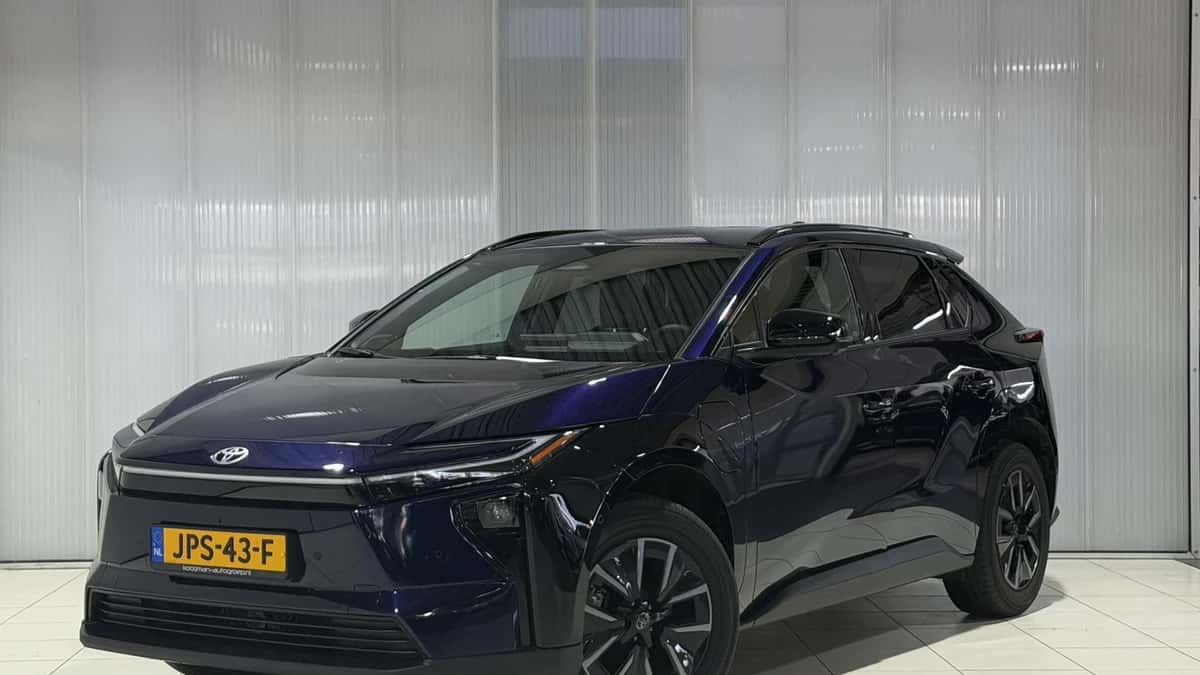 Toyota bZ4X (0) — foto 1
