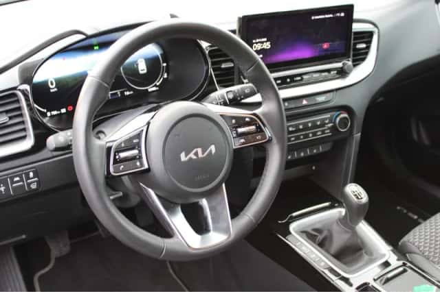 Kia Ceed Sportswagon (2025) thumbnail 16