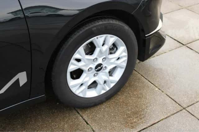 Kia Ceed Sportswagon (2025) thumbnail 9