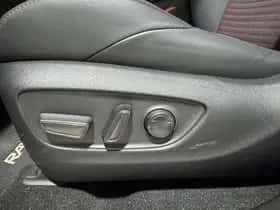 Toyota RAV4 (2025) thumbnail 44