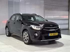 Kia Stonic (2019) thumbnail 32