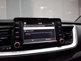 Kia Stonic (2019) thumbnail 52