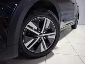 Kia Niro (2021) thumbnail 2