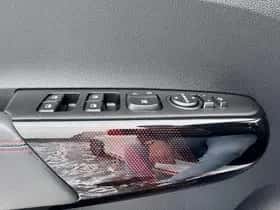 Kia Picanto (2021) thumbnail 42