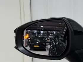 Toyota C-HR (0) thumbnail 76