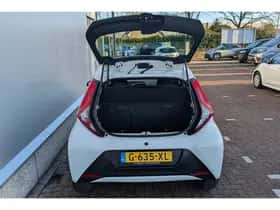 Toyota Aygo (2020) thumbnail 41