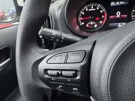Kia Picanto (2021) thumbnail 31