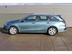 Kia Ceed Sportswagon (2024) thumbnail 4