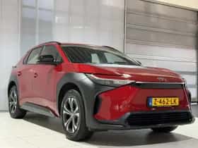 Toyota bZ4X (2024) thumbnail 3