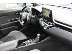 Toyota C-HR (2020) thumbnail 17