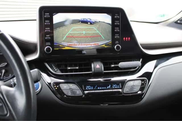 Toyota C-HR (2020) thumbnail 22