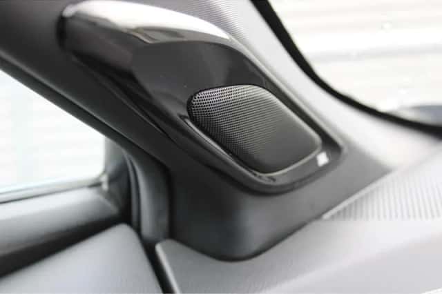 Toyota C-HR (2020) thumbnail 31