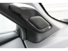 Toyota C-HR (2020) thumbnail 31