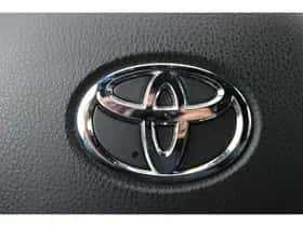 Toyota C-HR (2020) thumbnail 66