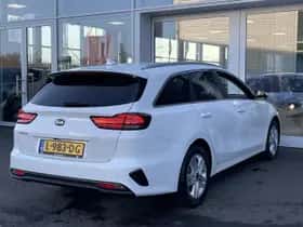 Kia Ceed Sportswagon (2021) thumbnail 3