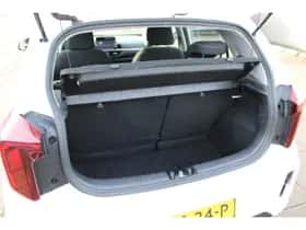 Kia Picanto (2024) thumbnail 12