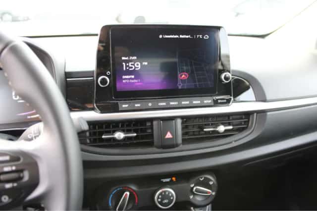 Kia Picanto (2024) thumbnail 16