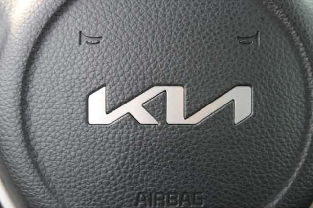 Kia Picanto (2024) thumbnail 23