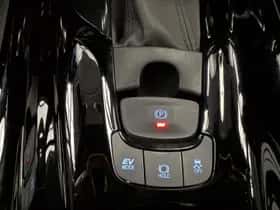 Toyota C-HR (2021) thumbnail 15