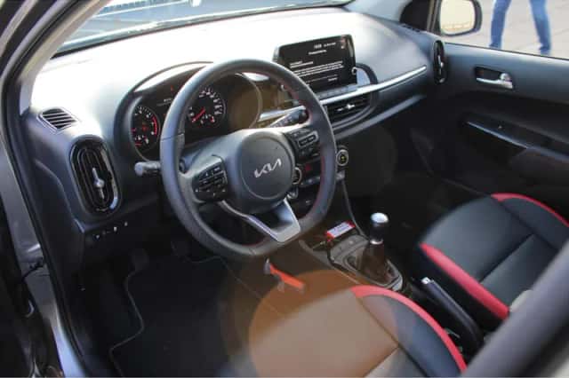 Kia Picanto (2024) thumbnail 14