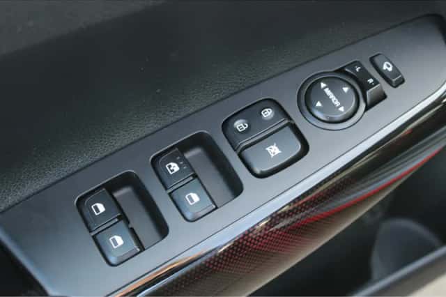 Kia Picanto (2024) thumbnail 15