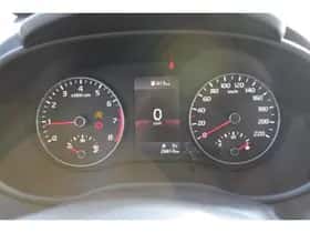 Kia Picanto (2024) thumbnail 16