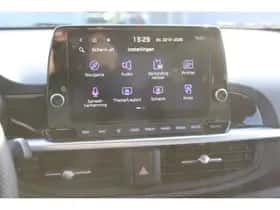Kia Picanto (2024) thumbnail 23