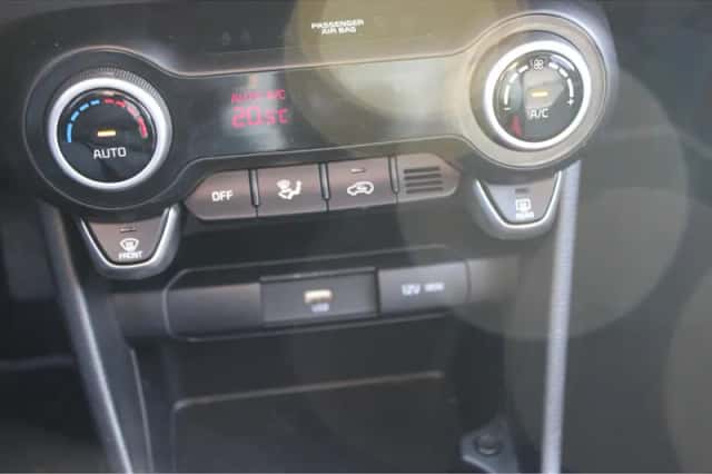 Kia Picanto (2024) thumbnail 24