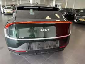Kia EV6 (2023) thumbnail 17