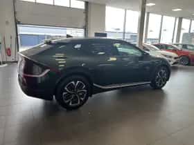 Kia EV6 (2023) thumbnail 24