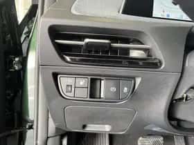 Kia EV6 (2023) thumbnail 30