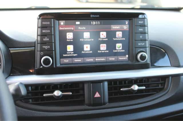 Kia Picanto (2018) thumbnail 21