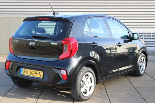 Kia Picanto (2018) thumbnail 5