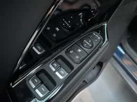Kia Niro (2018) thumbnail 3
