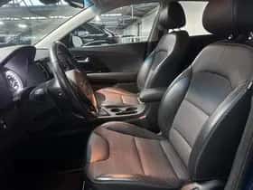 Kia Niro (2018) thumbnail 25