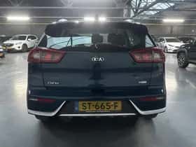 Kia Niro (2018) thumbnail 41