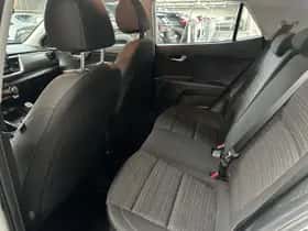 Kia Stonic (2025) thumbnail 16
