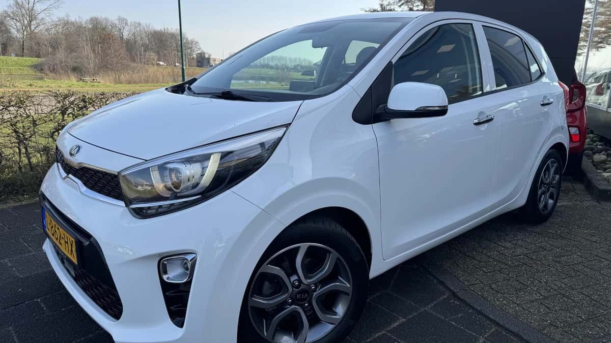 Kia Picanto (2021) — foto 1