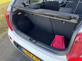Kia Picanto (2021) thumbnail 35