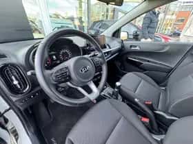 Kia Picanto (2021) thumbnail 39