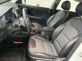 Kia Niro (2019) thumbnail 27