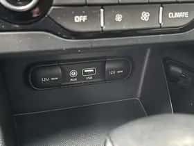 Kia Niro (2019) thumbnail 40