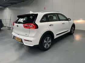 Kia Niro (2019) thumbnail 48