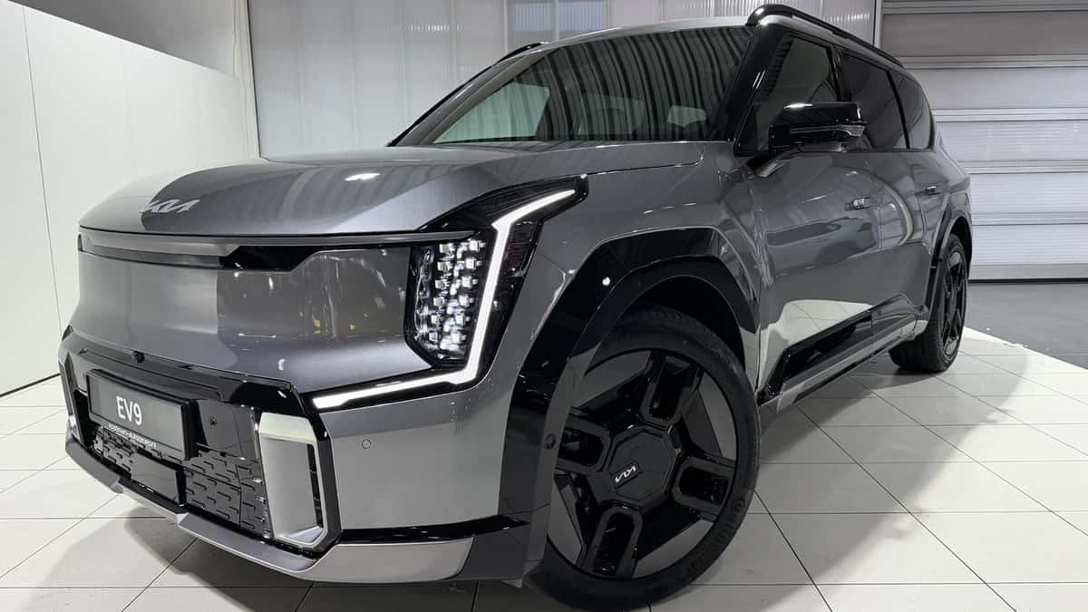 Kia EV9 (0) — foto 1
