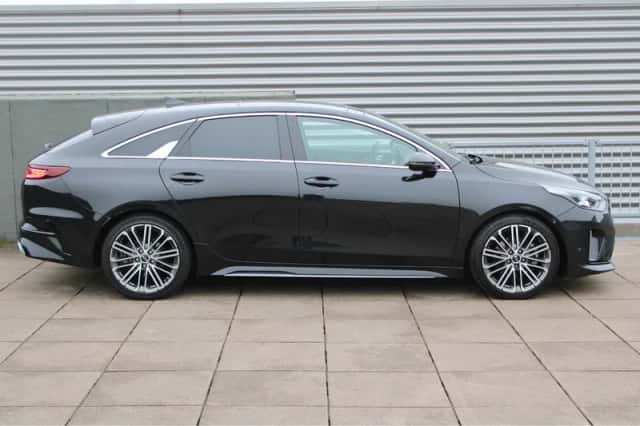 Kia Proceed (2021) thumbnail 6