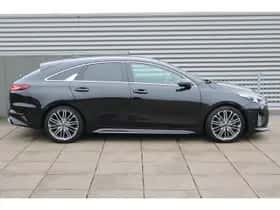 Kia Proceed (2021) thumbnail 6