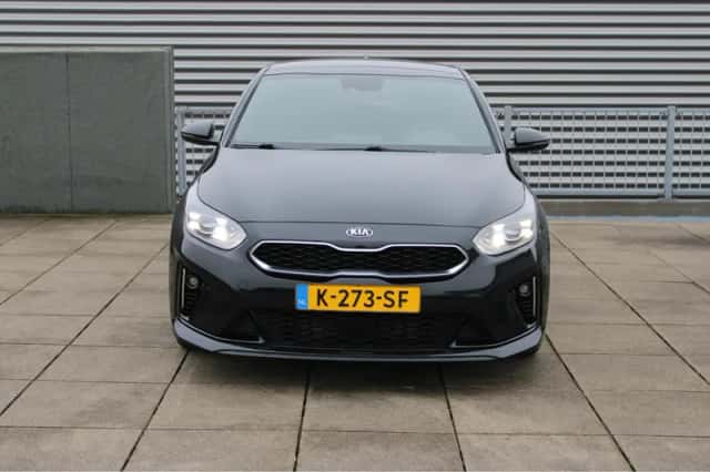 Kia Proceed (2021) thumbnail 8